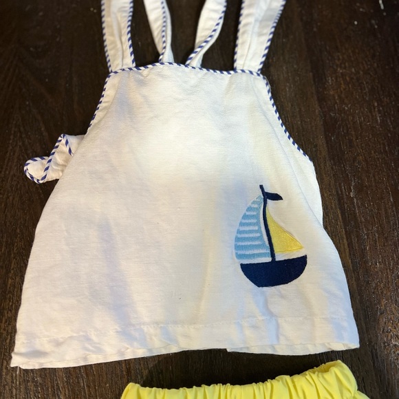 The Oaks adjustable bow top and matching bloomers - Picture 2 of 4